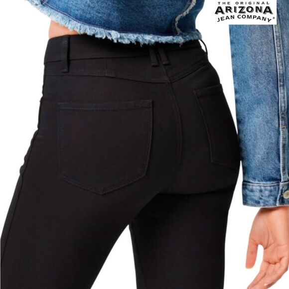 Arizona Jean Company Denim - Women’s Arizona Jean Company Hi-Rise Curvy Skinny Black Jeans (Distressed)